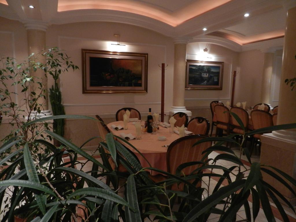 Guesthouse Ellite Požarevac المظهر الخارجي الصورة